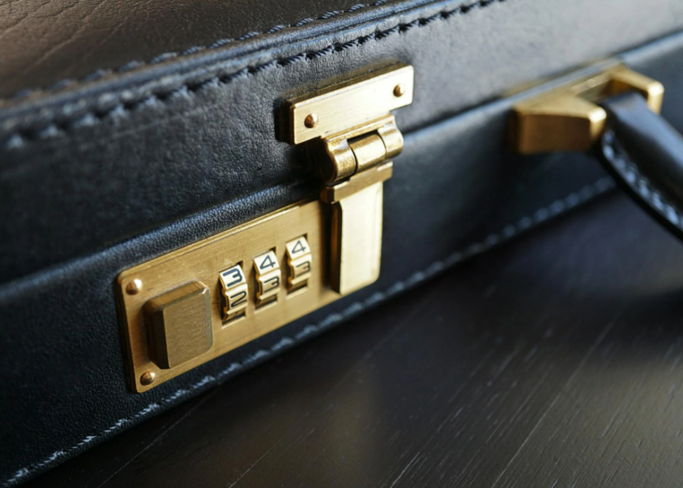 Aluminum Carrying Cases Manufacturers